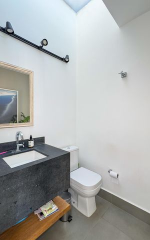 Apartamento para alugar com 260m², 4 quartos e 3 vagasBanheiro