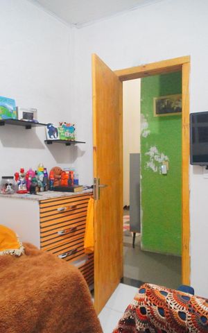 Casa à venda com 120m², 3 quartos e 2 vagassuite 2