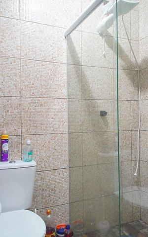 Casa à venda com 120m², 3 quartos e 2 vagasBanheiro da Suíte 1