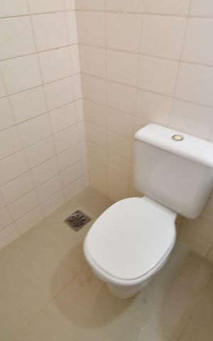 Apartamento para alugar com 160m², 3 quartos e 2 vagasBanheiro de serviço