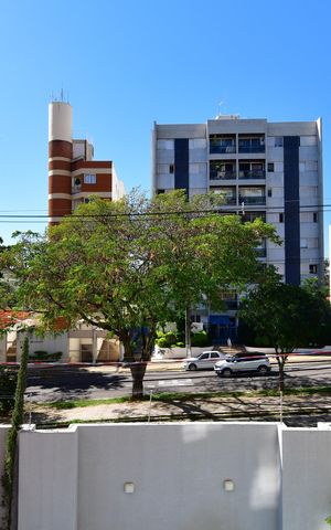Apartamento para alugar com 160m², 3 quartos e 2 vagasQuarto 2 - Vista