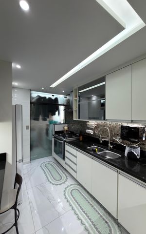 Apartamento à venda com 106m², 3 quartos e 2 vagas Apartamento à venda com 106m², 3 quartos e 2 vagasCozinha e Área de Serviço
