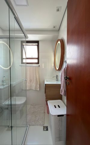 Apartamento à venda com 106m², 3 quartos e 2 vagas Apartamento à venda com 106m², 3 quartos e 2 vagasQuarto 2 - Suíte Banheiro