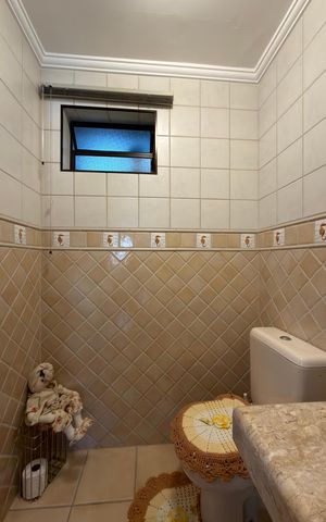Apartamento à venda com 106m², 3 quartos e 2 vagas Apartamento à venda com 106m², 3 quartos e 2 vagasLavabo