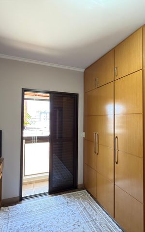 Apartamento à venda com 106m², 3 quartos e 2 vagas Apartamento à venda com 106m², 3 quartos e 2 vagasQuarto 3