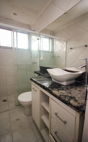 Apartamento para alugar com 132m², 2 quartos e 2 vagas Apartamento para alugar com 132m², 2 quartos e 2 vagasBanheiro