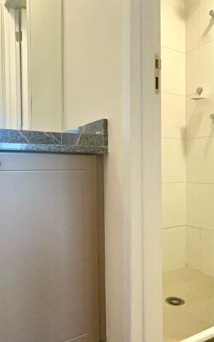 Studio para alugar com 29m², 1 quarto e sem vaga Studio para alugar com 29m², 1 quarto e sem vagaBanheiro