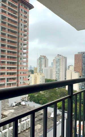 Studio para alugar com 29m², 1 quarto e sem vaga Studio para alugar com 29m², 1 quarto e sem vagaVaranda