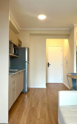 Studio para alugar com 29m², 1 quarto e sem vaga Studio para alugar com 29m², 1 quarto e sem vagaSala
