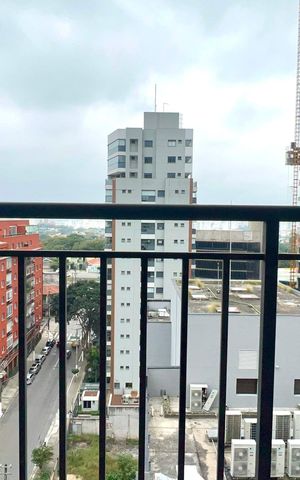 Studio para alugar com 29m², 1 quarto e sem vaga Studio para alugar com 29m², 1 quarto e sem vagaVaranda