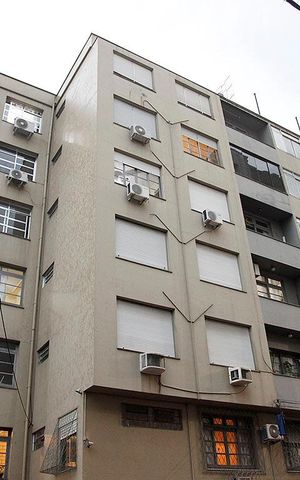 Apartamento para alugar com 82m², 2 quartos e sem vagaFachada