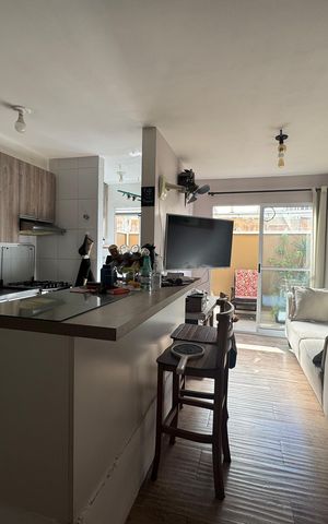 Apartamento à venda com 60m², 2 quartos e 1 vaga Apartamento à venda com 60m², 2 quartos e 1 vagaSala