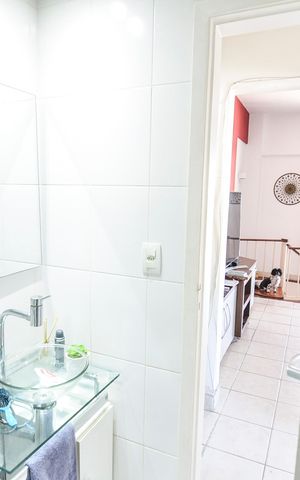 Apartamento à venda com 150m², 3 quartos e 2 vagas Apartamento à venda com 150m², 3 quartos e 2 vagasBanheiro 2