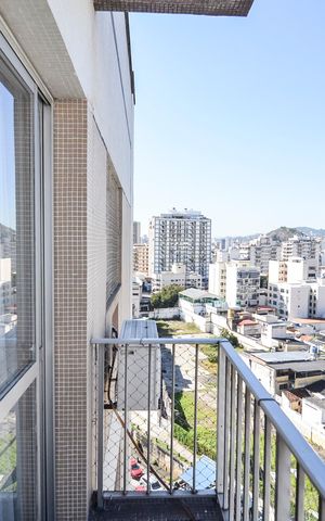 Apartamento à venda com 150m², 3 quartos e 2 vagas Apartamento à venda com 150m², 3 quartos e 2 vagasSala