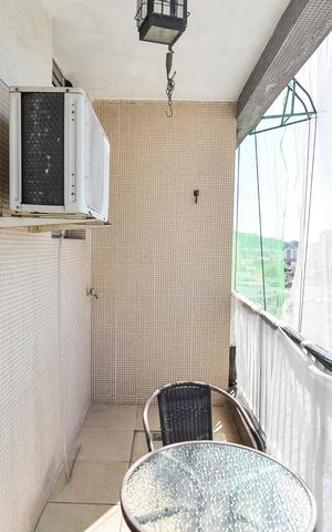Apartamento à venda com 150m², 3 quartos e 2 vagas Apartamento à venda com 150m², 3 quartos e 2 vagasSuíte