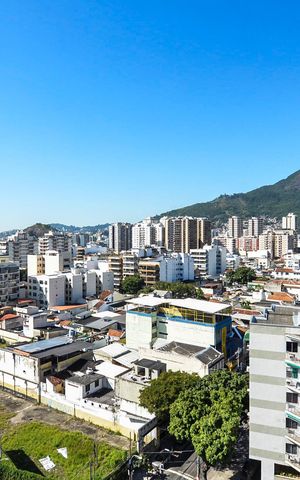 Apartamento à venda com 150m², 3 quartos e 2 vagas Apartamento à venda com 150m², 3 quartos e 2 vagasSala