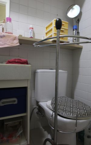 Apartamento à venda com 73m², 2 quartos e 1 vagaBanheiro da suíte
