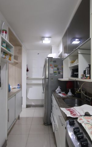 Apartamento à venda com 73m², 2 quartos e 1 vagaCozinha