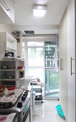 Apartamento à venda com 73m², 2 quartos e 1 vagaÁrea de serviço