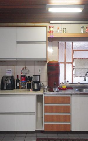 Casa para alugar com 110m², 2 quartos e 1 vagasala/cozinha