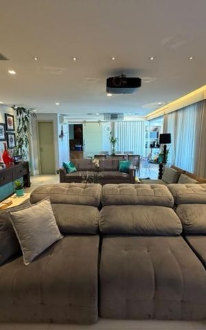 Apartamento à venda com 200m², 3 quartos e 4 vagas