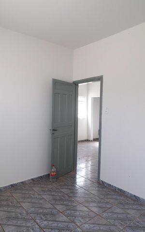 Casa para alugar com 96m², 3 quartos e 2 vagasQuarto 2