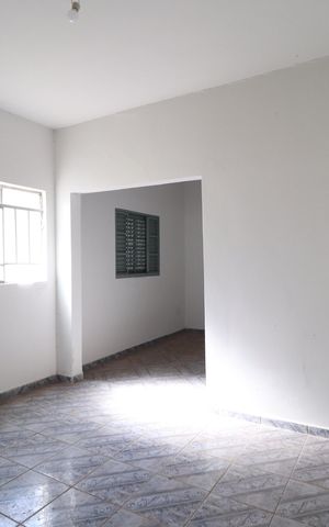 Casa para alugar com 96m², 3 quartos e 2 vagasSala 1