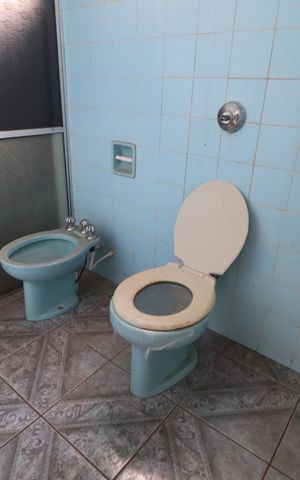 Casa para alugar com 96m², 3 quartos e 2 vagasBanheiro Social