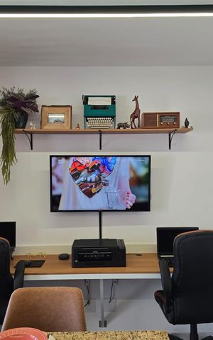 Apartamento para alugar com 34m², 1 quarto e 1 vaga Apartamento para alugar com 34m², 1 quarto e 1 vagaEscritório