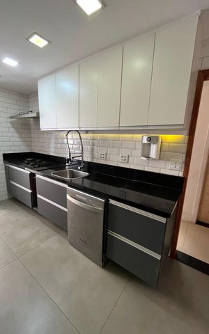 Apartamento à venda com 120m², 3 quartos e 2 vagas Apartamento à venda com 120m², 3 quartos e 2 vagasCozinha