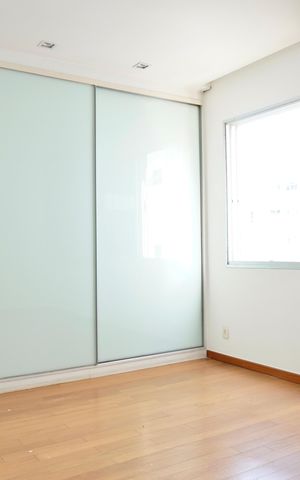 Apartamento à venda com 135m², 4 quartos e 2 vagas Apartamento à venda com 135m², 4 quartos e 2 vagasSuíte 2