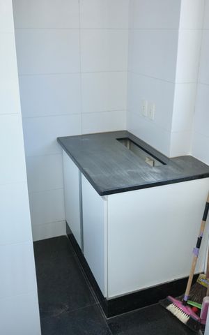 Apartamento à venda com 135m², 4 quartos e 2 vagas Apartamento à venda com 135m², 4 quartos e 2 vagasÁrea de Serviço