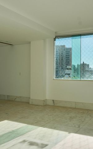 Apartamento à venda com 135m², 4 quartos e 2 vagas Apartamento à venda com 135m², 4 quartos e 2 vagasSala