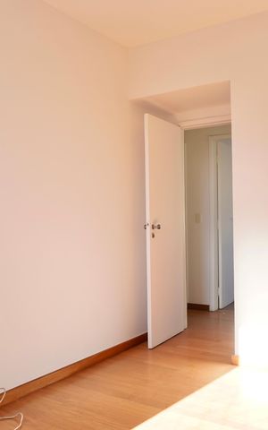 Apartamento à venda com 135m², 4 quartos e 2 vagas Apartamento à venda com 135m², 4 quartos e 2 vagasQuarto 1