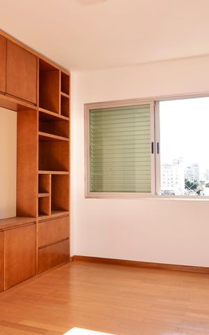 Apartamento à venda com 135m², 4 quartos e 2 vagas Apartamento à venda com 135m², 4 quartos e 2 vagasQuarto 1