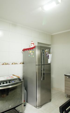 Casa à venda com 149m², 2 quartos e 3 vagas Casa à venda com 149m², 2 quartos e 3 vagasCozinha