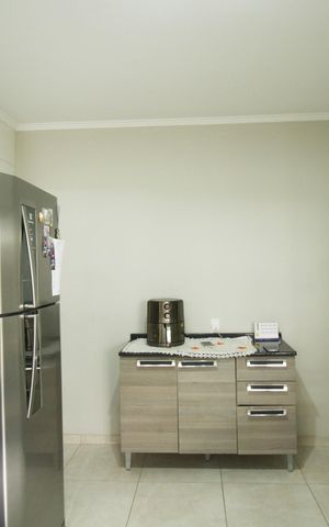 Casa à venda com 149m², 2 quartos e 3 vagas Casa à venda com 149m², 2 quartos e 3 vagasCozinha