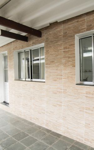 Casa à venda com 149m², 2 quartos e 3 vagas Casa à venda com 149m², 2 quartos e 3 vagasGaragem