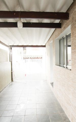 Casa à venda com 149m², 2 quartos e 3 vagas Casa à venda com 149m², 2 quartos e 3 vagasGaragem