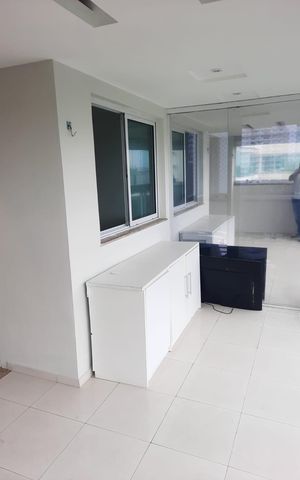 Apartamento para alugar com 90m², 3 quartos e 1 vaga Apartamento para alugar com 90m², 3 quartos e 1 vagaVaranda