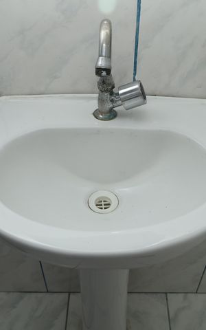 Casa à venda com 180m², 3 quartos e 2 vagasBanheiro 2 - Suíte