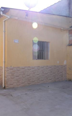 Casa à venda com 180m², 3 quartos e 2 vagasGaragem