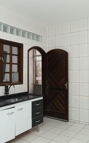 Casa à venda com 180m², 3 quartos e 2 vagasCozinha