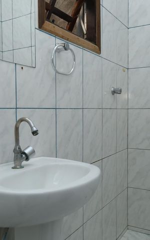 Casa à venda com 180m², 3 quartos e 2 vagasBanheiro 2 - Suíte