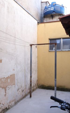 Casa à venda com 180m², 3 quartos e 2 vagasQuintal