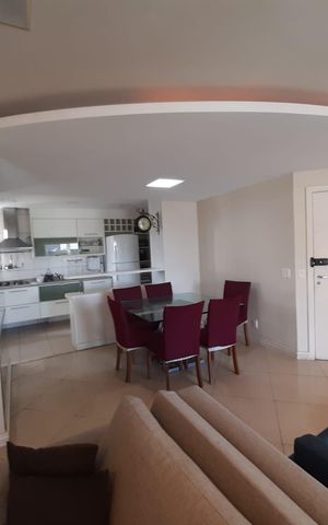 Apartamento para alugar com 128m², 3 quartos e 4 vagas Apartamento para alugar com 128m², 3 quartos e 4 vagasSala