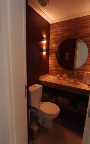 Apartamento para alugar com 128m², 3 quartos e 4 vagas Apartamento para alugar com 128m², 3 quartos e 4 vagasBanheiro
