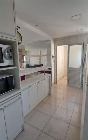 Apartamento para alugar com 128m², 3 quartos e 4 vagas Apartamento para alugar com 128m², 3 quartos e 4 vagasCozinha