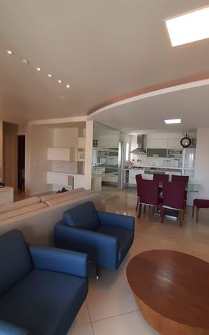 Apartamento para alugar com 128m², 3 quartos e 4 vagas Apartamento para alugar com 128m², 3 quartos e 4 vagasSala