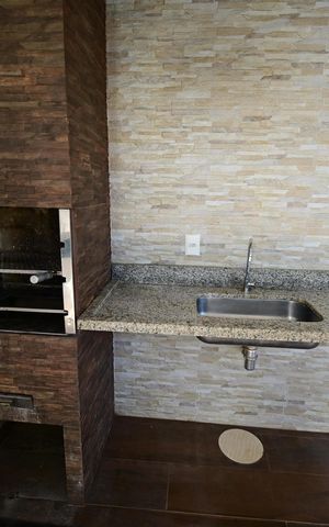 Casa para alugar com 160m², 3 quartos e 3 vagas